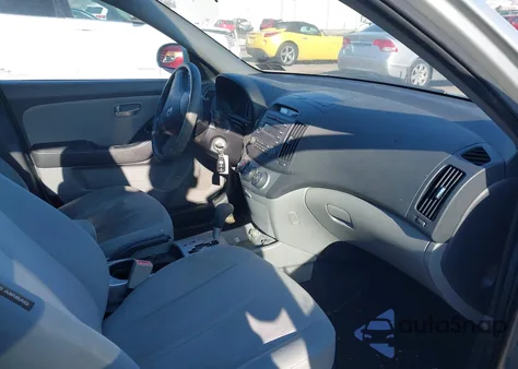 2008 Hyundai Elantra Gls/Se z USA, uszkodzony, nr VIN KMHDU46D98U384058